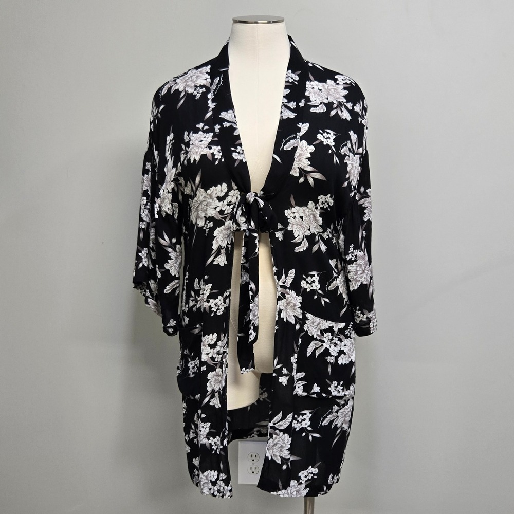 Spiritual Gangster Kimono OS Black Floral Boho Whimsigoth Folk Tie Front Pockets